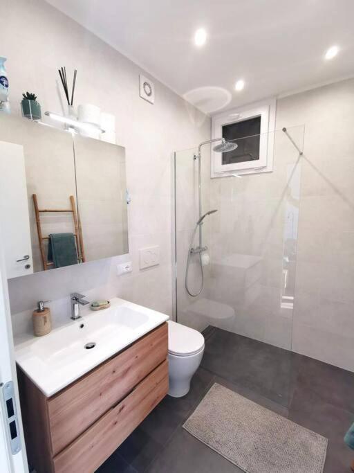 Beautiful Apartment In Sanremo Esterno foto